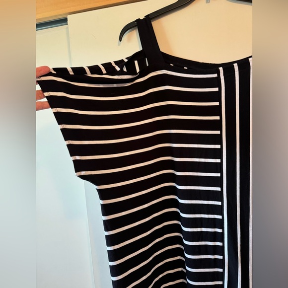 Taking Shape cold shoulder hi low dress 4x - Picture 3 of 6